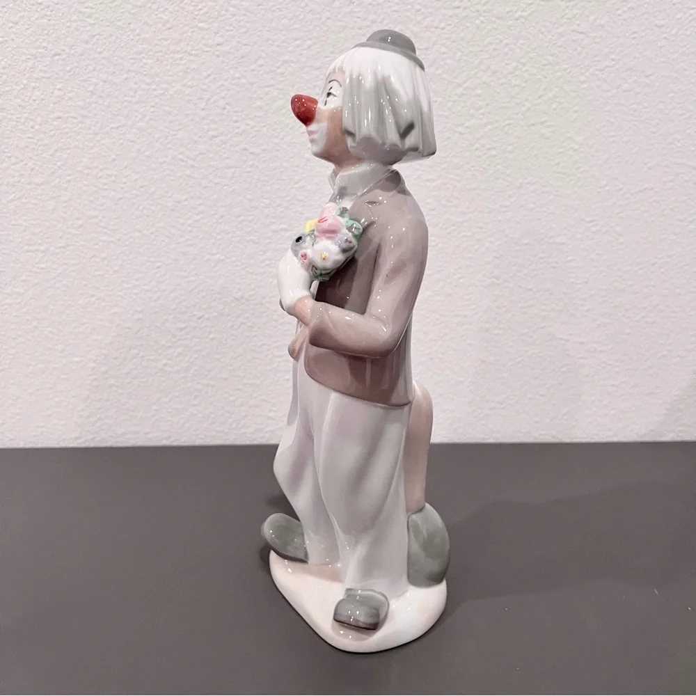 Casades Clown figurine 11 1/4